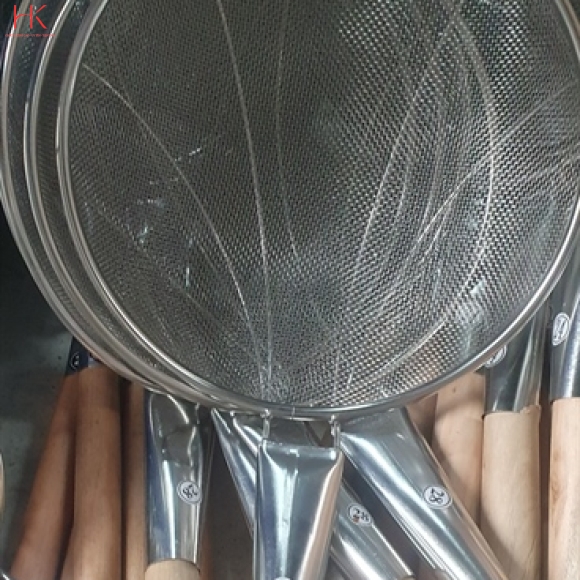 VỢT LƯỚI \(CHAO LỲ\) 22CM